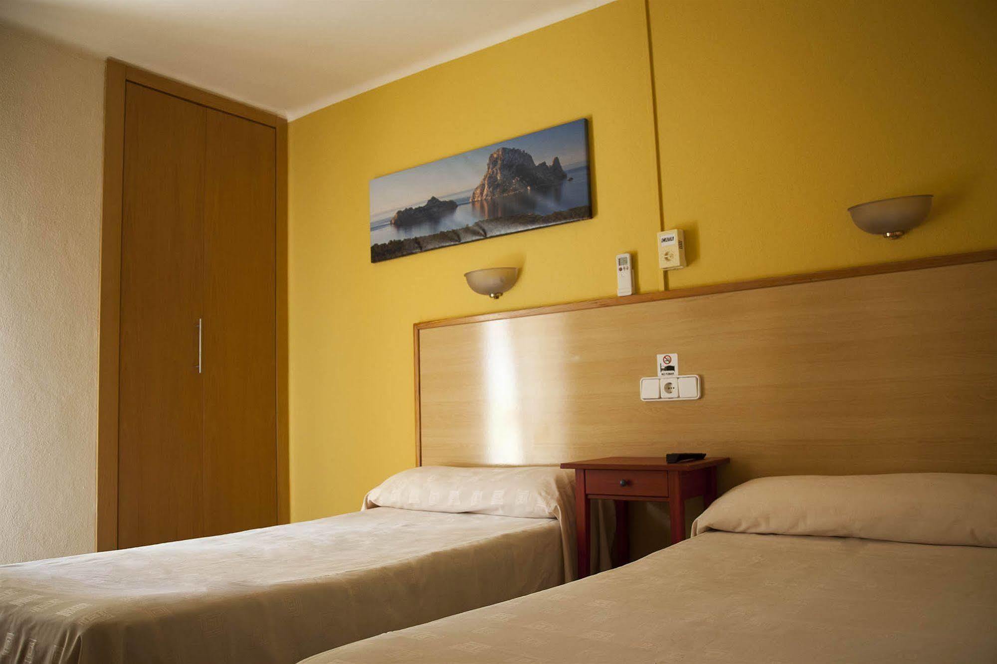 Hostal Residencia Europa Punico Ibiza by Eksteriør bilde