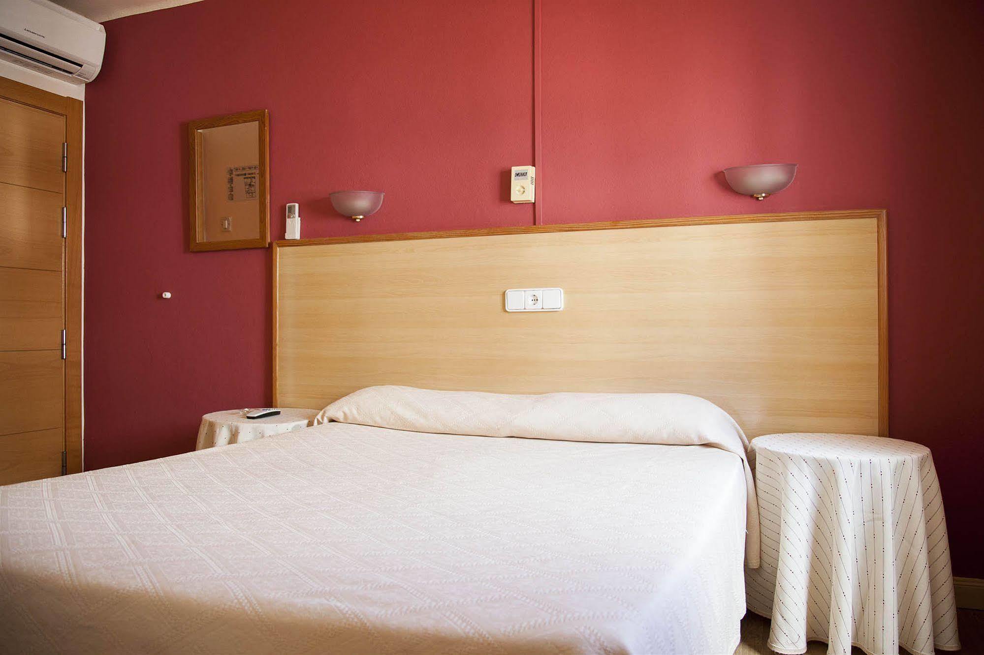 Hostal Residencia Europa Punico Ibiza by Eksteriør bilde