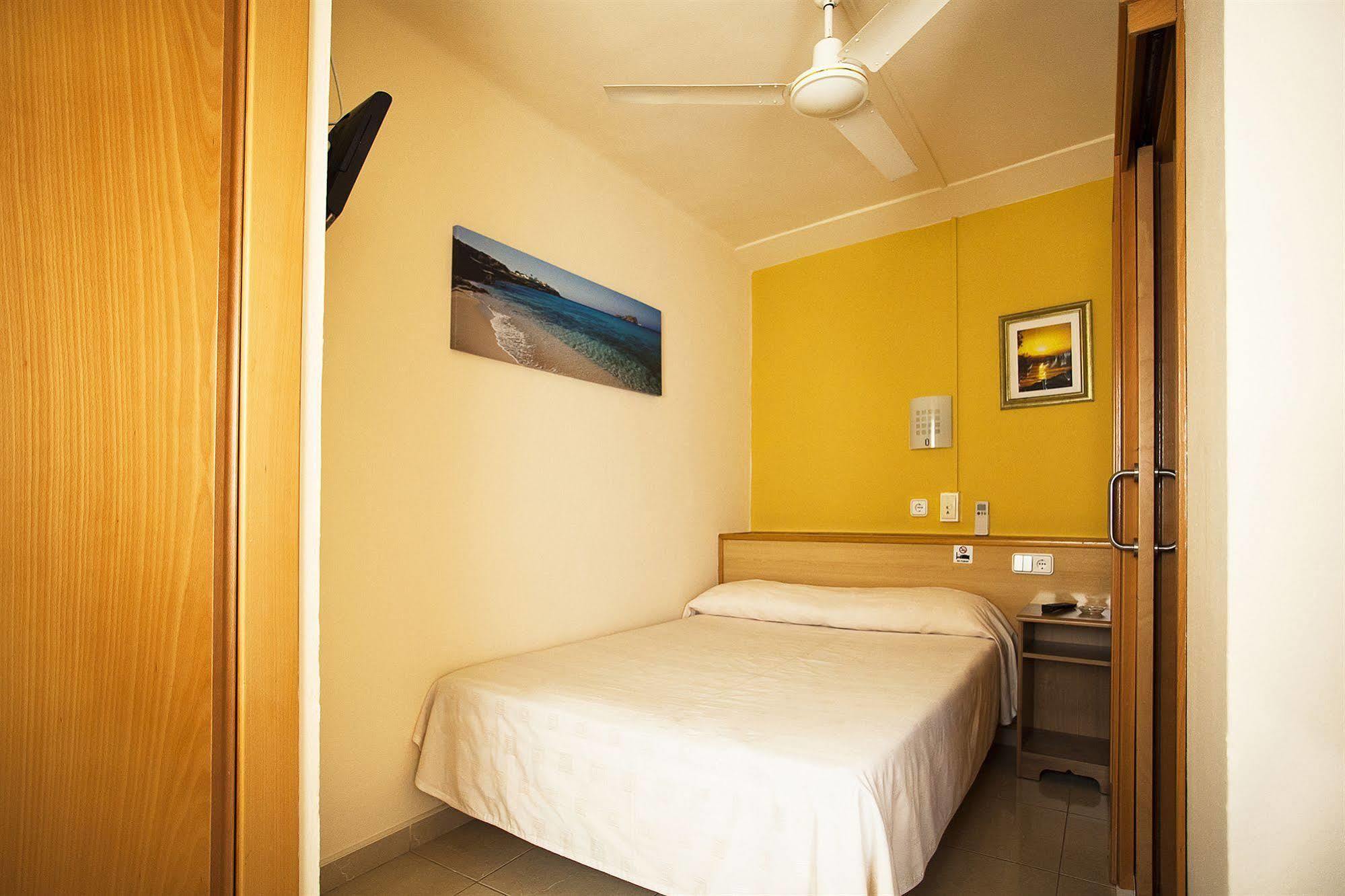 Hostal Residencia Europa Punico Ibiza by Eksteriør bilde